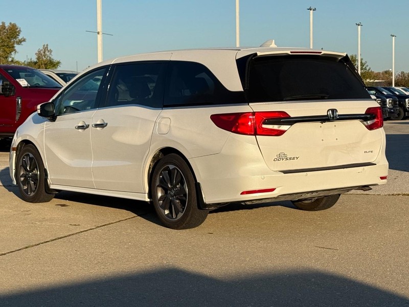 Honda Odyssey Vehicle Full-screen Gallery Image 3