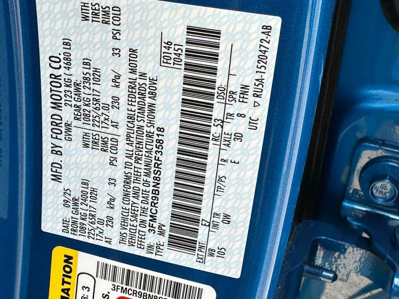 Ford Bronco Sport Vehicle Full-screen Gallery Image 15