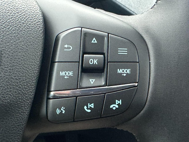 Ford Maverick Vehicle Full-screen Gallery Image 13