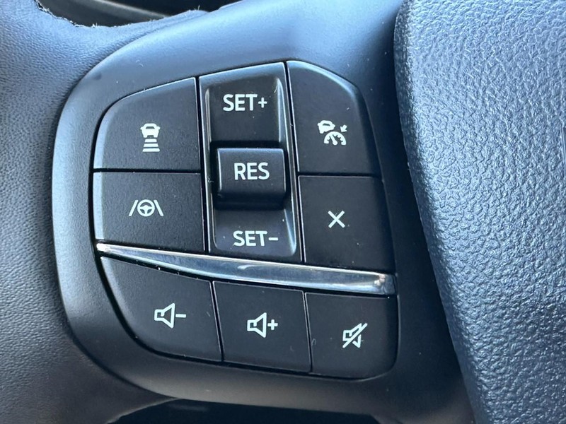 Ford Bronco Sport Vehicle Full-screen Gallery Image 11