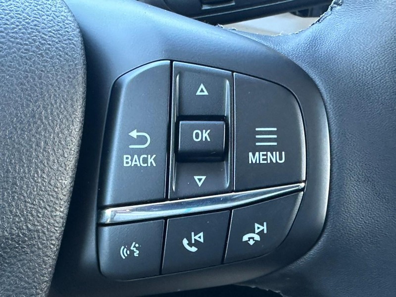 Ford Bronco Sport Vehicle Full-screen Gallery Image 12