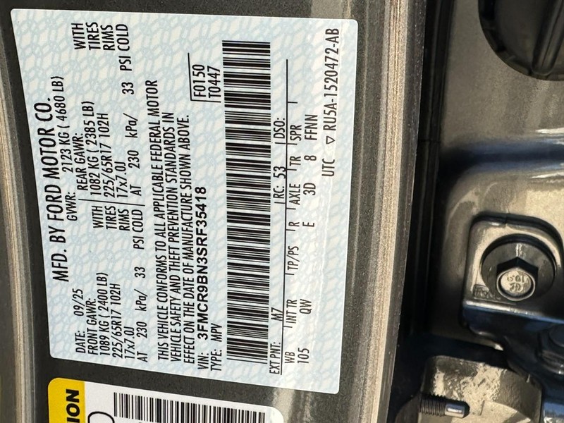 Ford Bronco Sport Vehicle Full-screen Gallery Image 14