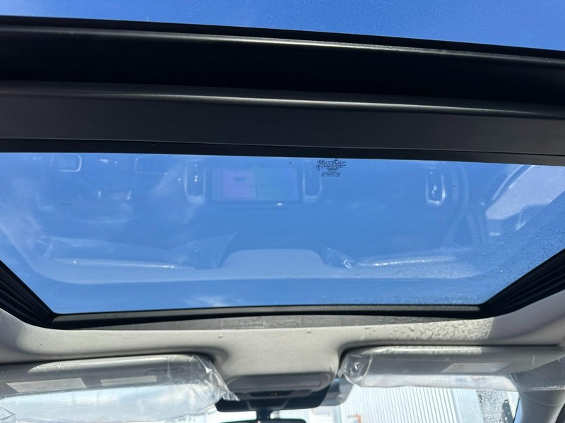 Ford Expedition Vehicle Full-screen Gallery Image 6