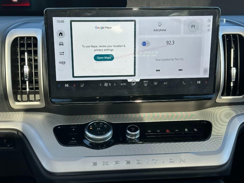 Ford Expedition Vehicle Full-screen Gallery Image 9