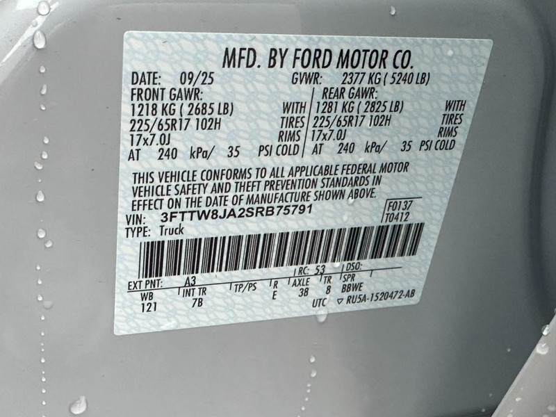 Ford Maverick Vehicle Full-screen Gallery Image 15