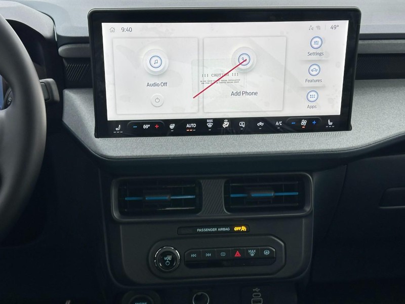 Ford Maverick Vehicle Full-screen Gallery Image 7