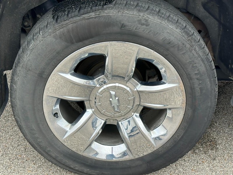 Chevrolet Tahoe Vehicle Full-screen Gallery Image 6