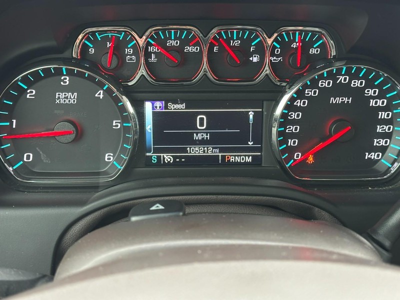 Chevrolet Tahoe Vehicle Full-screen Gallery Image 24