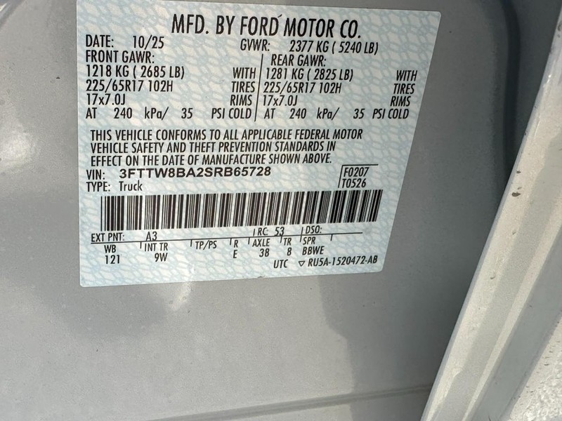 Ford Maverick Vehicle Full-screen Gallery Image 14