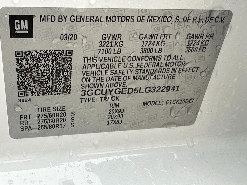 Chevrolet Silverado 1500 Vehicle Full-screen Gallery Image 26