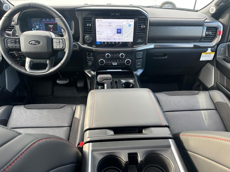 Ford F-150 Vehicle Full-screen Gallery Image 6