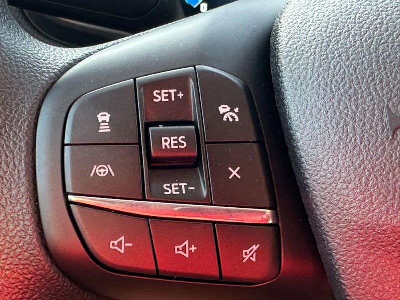 Ford Bronco Sport Vehicle Full-screen Gallery Image 11