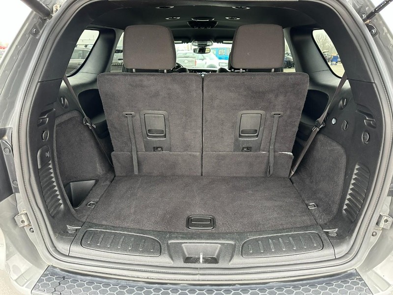 Dodge Durango Vehicle Full-screen Gallery Image 5