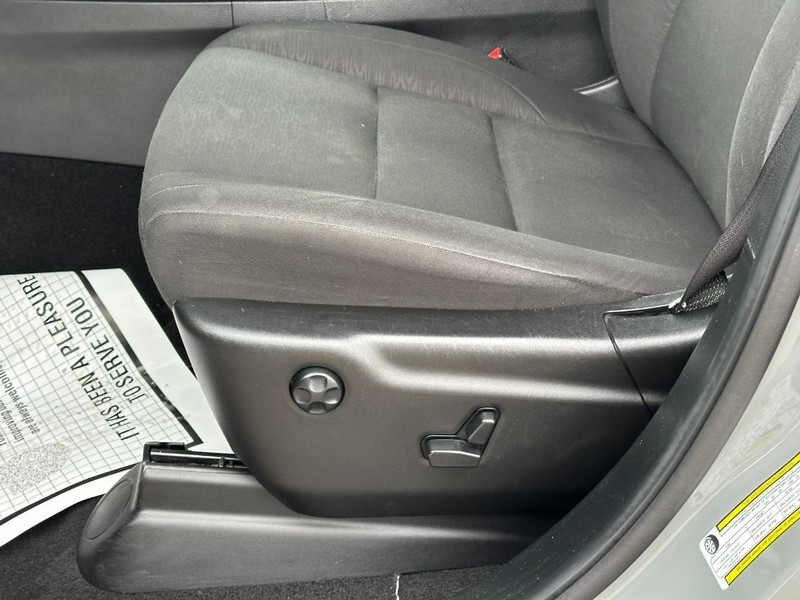 Dodge Durango Vehicle Full-screen Gallery Image 18