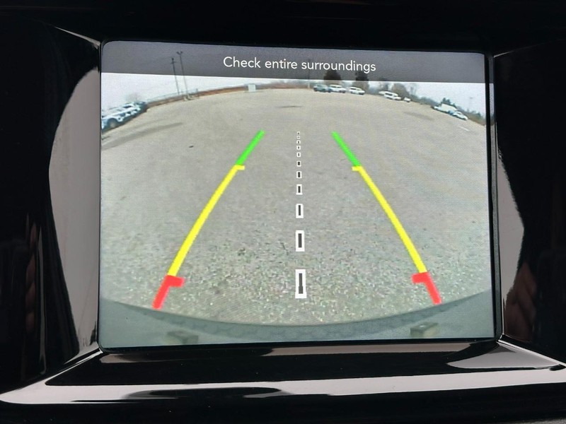 Dodge Durango Vehicle Full-screen Gallery Image 24