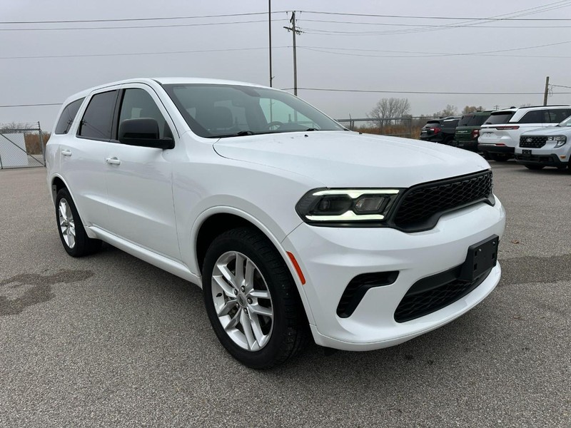 Dodge Durango Vehicle Full-screen Gallery Image 8