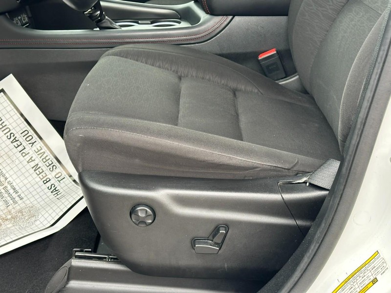 Dodge Durango Vehicle Full-screen Gallery Image 18