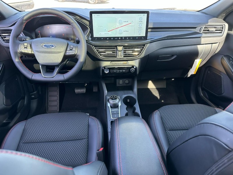 Ford Escape Vehicle Full-screen Gallery Image 6