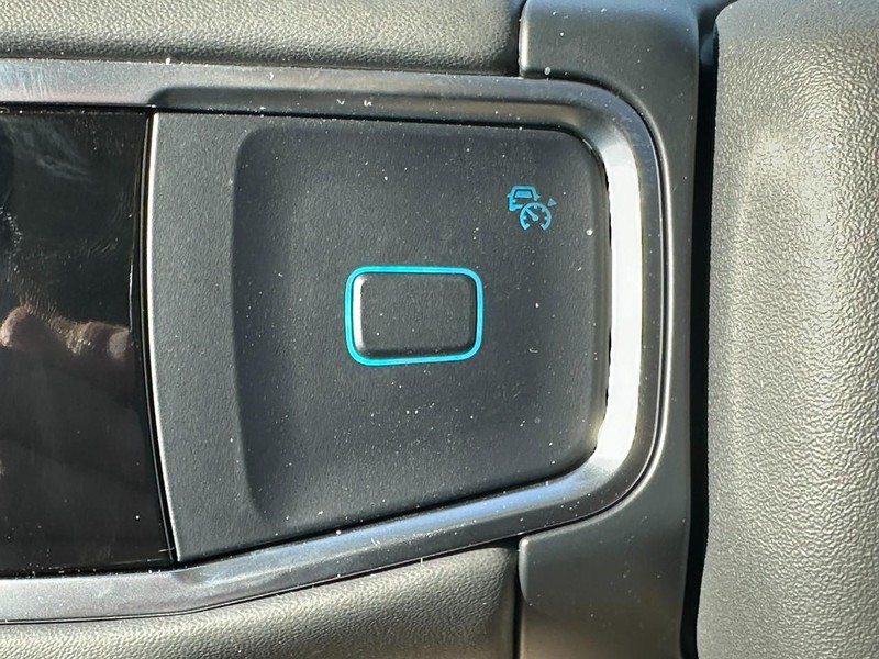 Ford Expedition Vehicle Full-screen Gallery Image 14