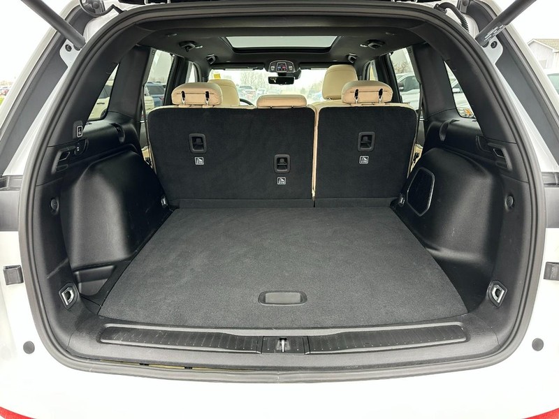 Jeep Grand Cherokee Vehicle Full-screen Gallery Image 5