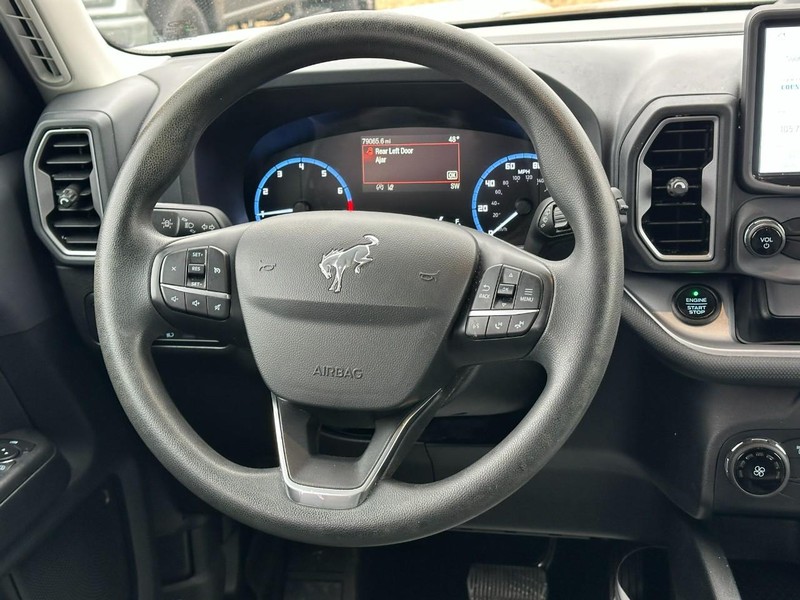 Ford Bronco Sport Vehicle Full-screen Gallery Image 12