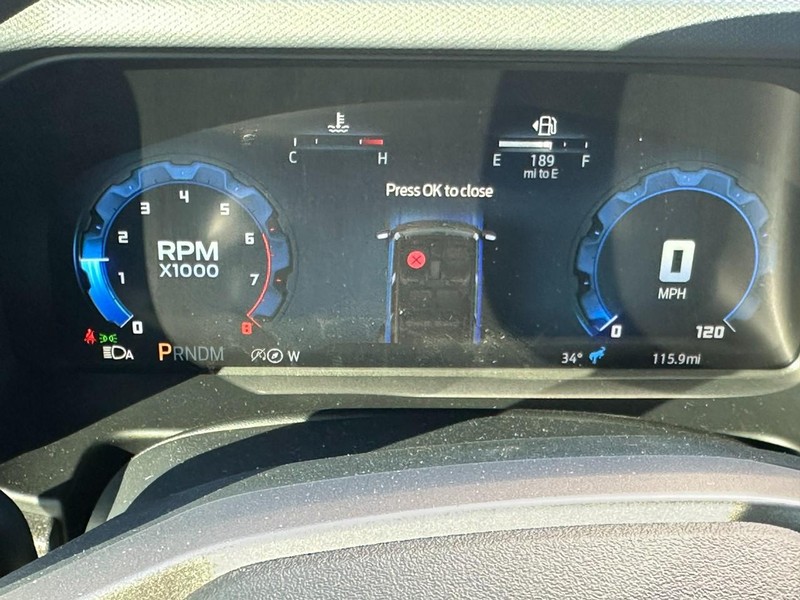 Ford Bronco Vehicle Full-screen Gallery Image 12