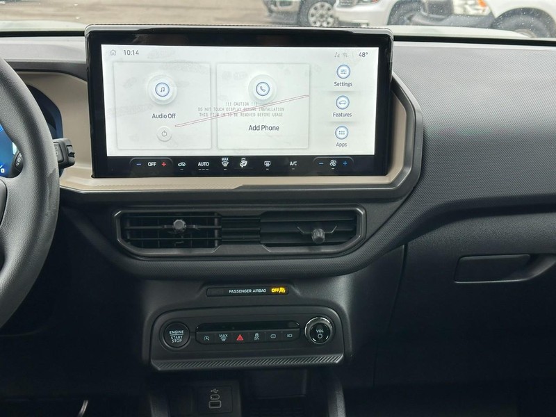 Ford Bronco Sport Vehicle Full-screen Gallery Image 7