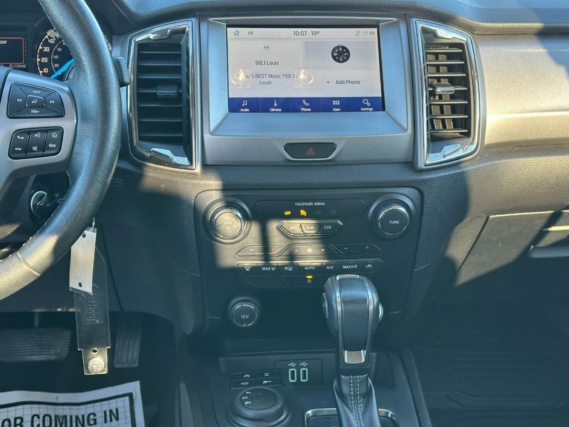 Ford Ranger Vehicle Full-screen Gallery Image 13