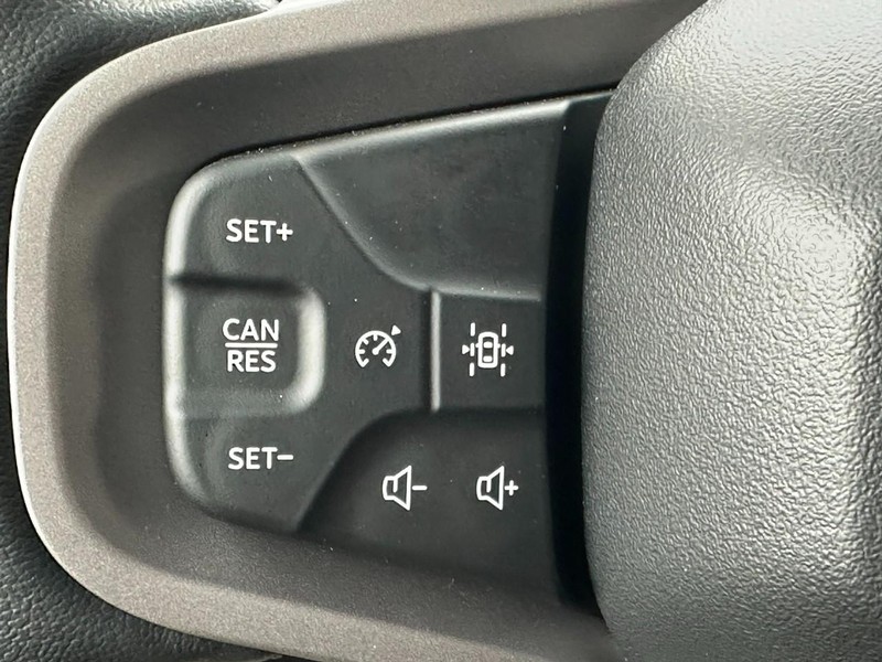 Ford Bronco Vehicle Full-screen Gallery Image 11