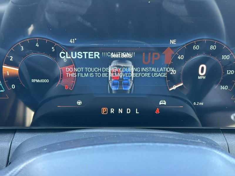 Ford Mustang Vehicle Full-screen Gallery Image 10