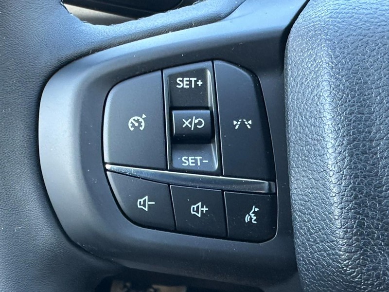 Ford Ranger Vehicle Full-screen Gallery Image 11