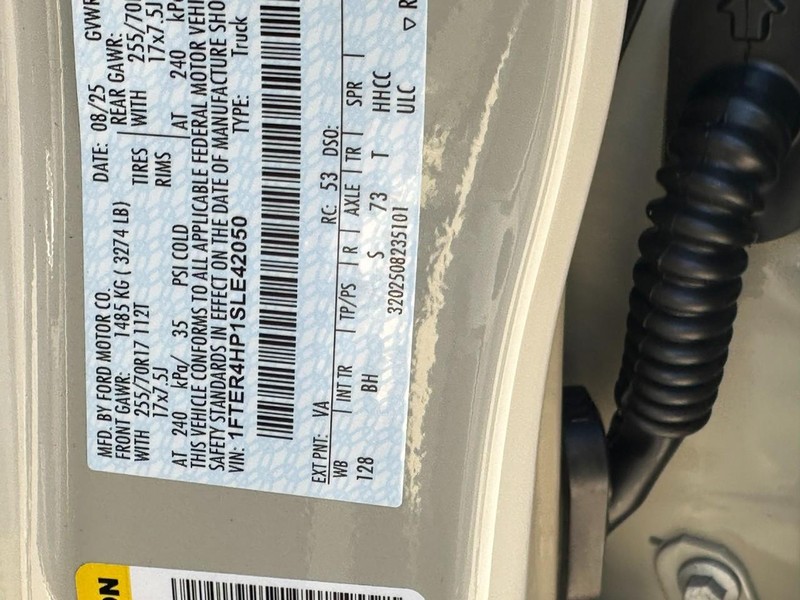 Ford Ranger Vehicle Full-screen Gallery Image 14