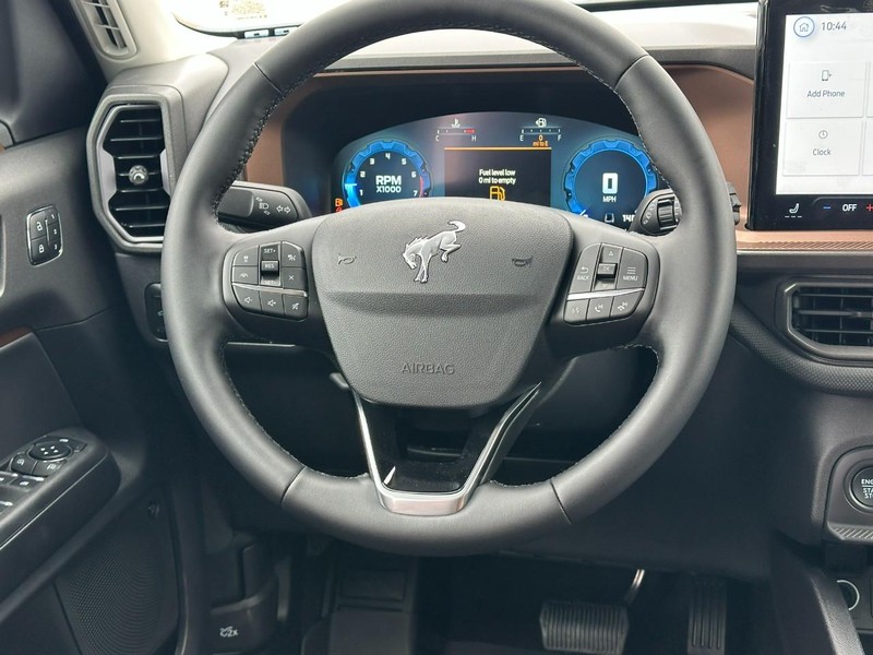 Ford Bronco Sport Vehicle Full-screen Gallery Image 6