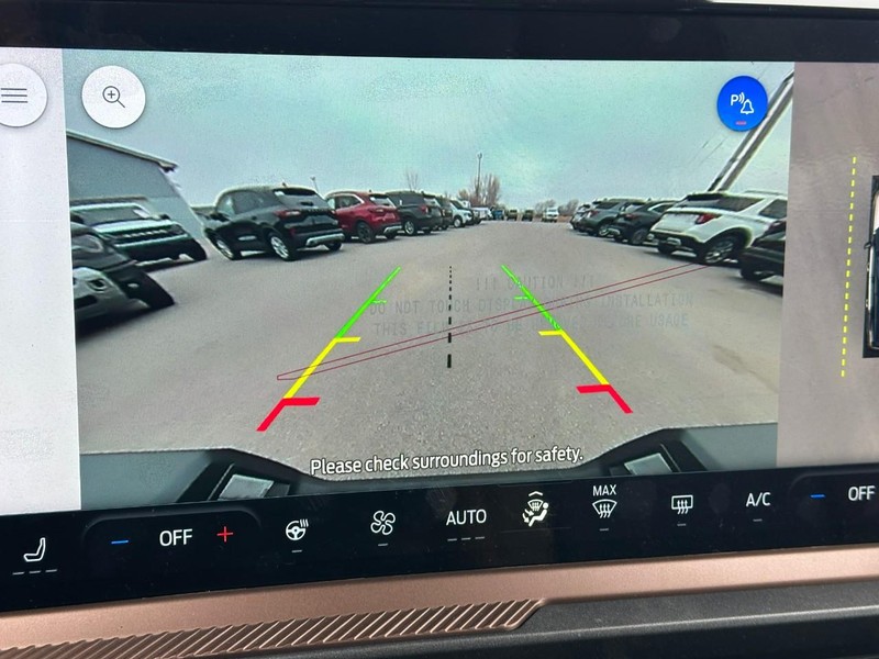 Ford Bronco Sport Vehicle Full-screen Gallery Image 14