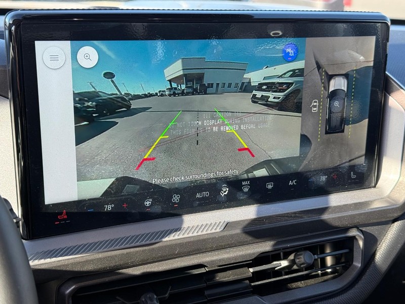 Ford Bronco Sport Vehicle Full-screen Gallery Image 11