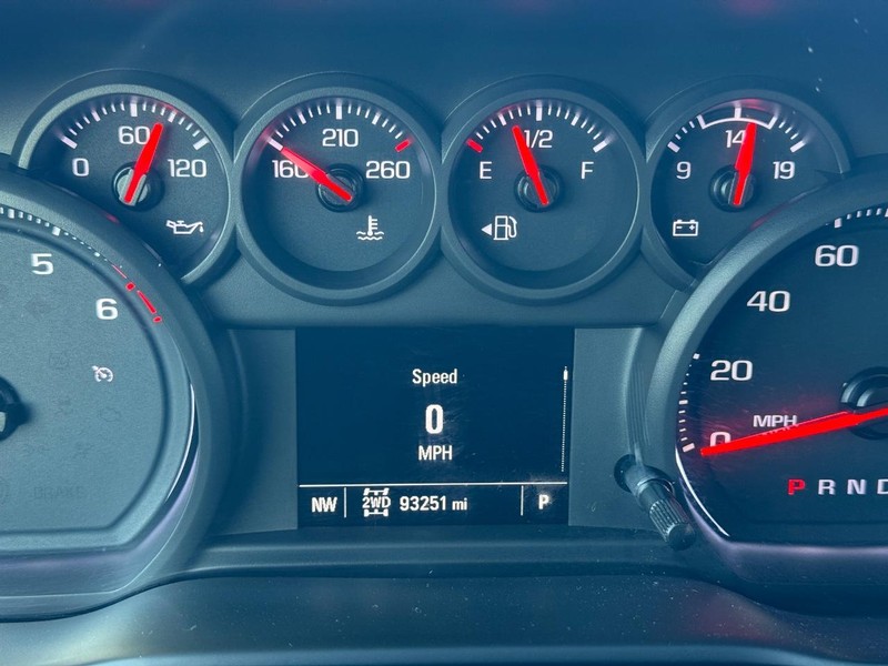 GMC Sierra 1500 Vehicle Full-screen Gallery Image 18