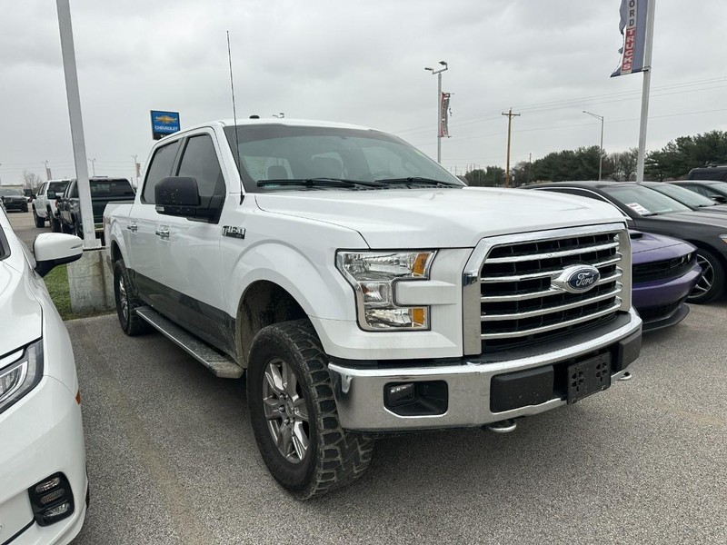 Ford F-150 Vehicle Full-screen Gallery Image 3