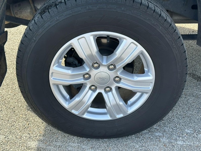 Ford Ranger Vehicle Full-screen Gallery Image 7