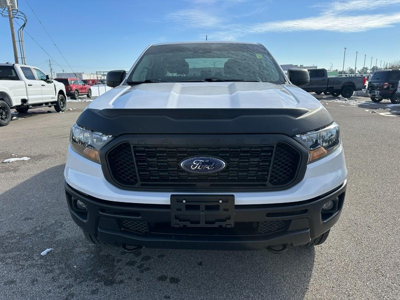 Ford Ranger Vehicle Full-screen Gallery Image 9