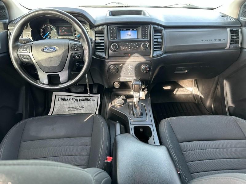 Ford Ranger Vehicle Full-screen Gallery Image 11