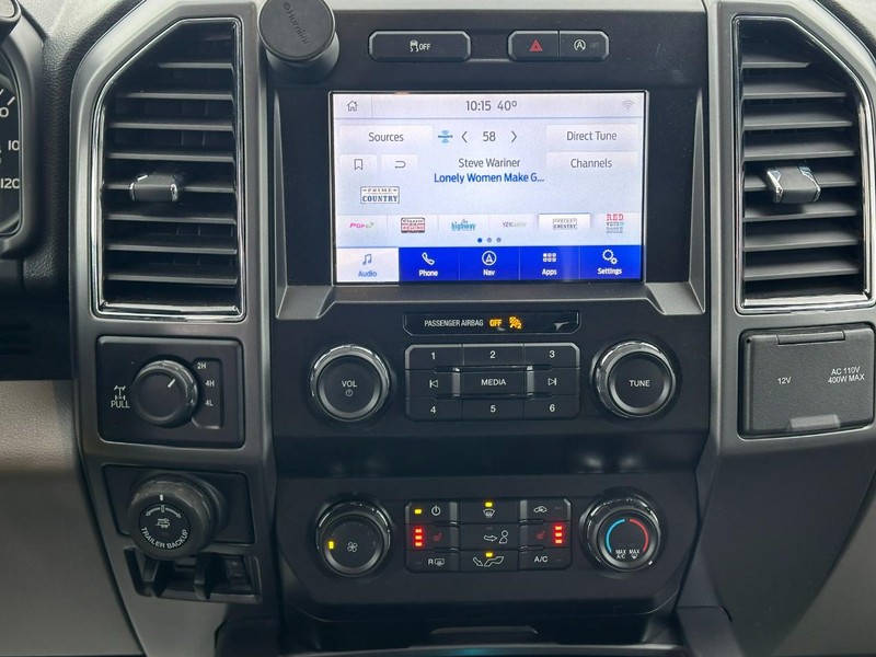 Ford F-150 Vehicle Full-screen Gallery Image 13