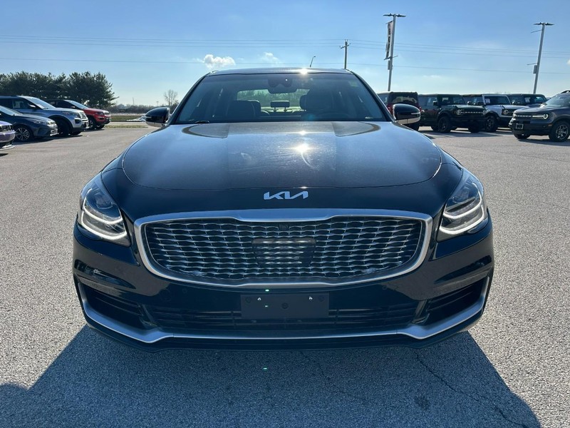 Kia K900 Vehicle Full-screen Gallery Image 9