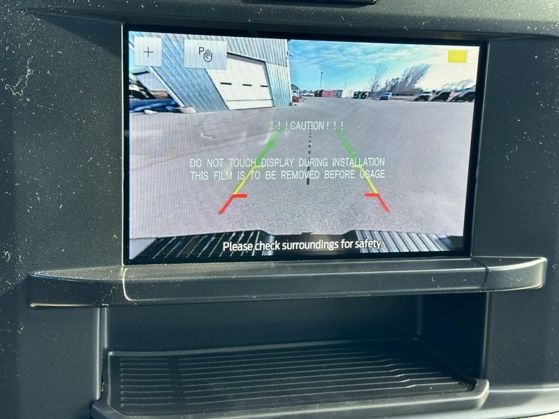 Ford Super Duty F-250 SRW Vehicle Full-screen Gallery Image 13