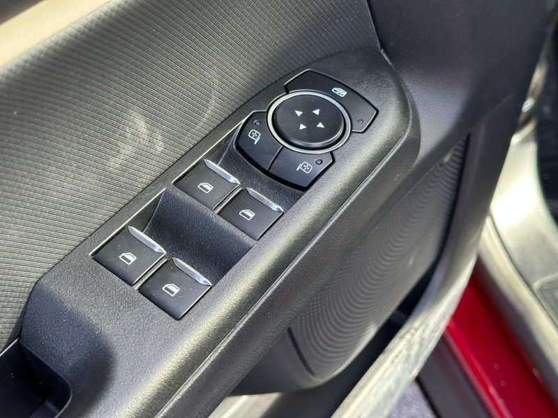 Ford Bronco Sport Vehicle Full-screen Gallery Image 10