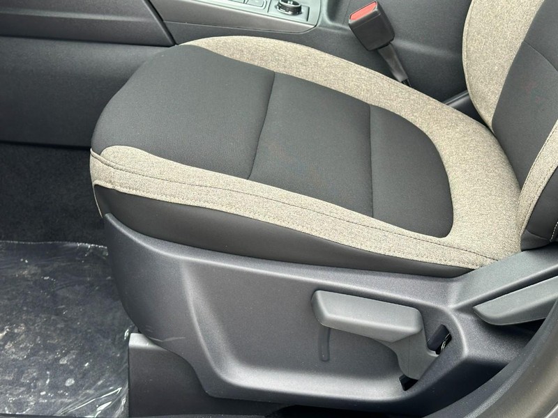 Ford Bronco Sport Vehicle Full-screen Gallery Image 10