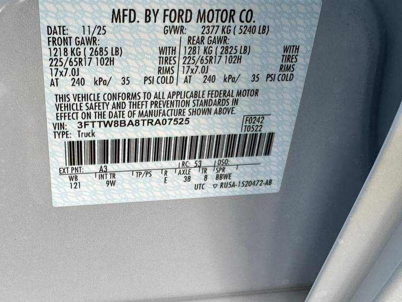 Ford Maverick Vehicle Full-screen Gallery Image 14