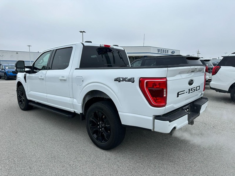 Ford F-150 Vehicle Full-screen Gallery Image 3