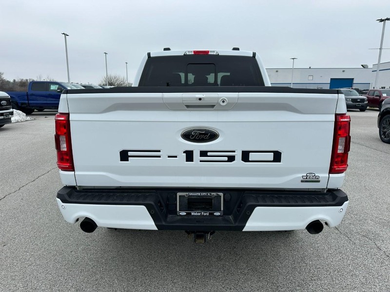 Ford F-150 Vehicle Full-screen Gallery Image 4