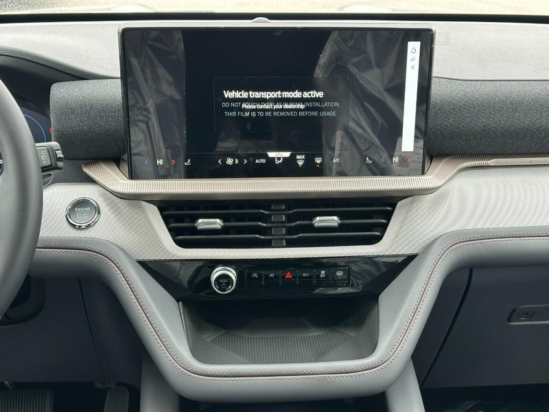 Ford Explorer Vehicle Full-screen Gallery Image 7