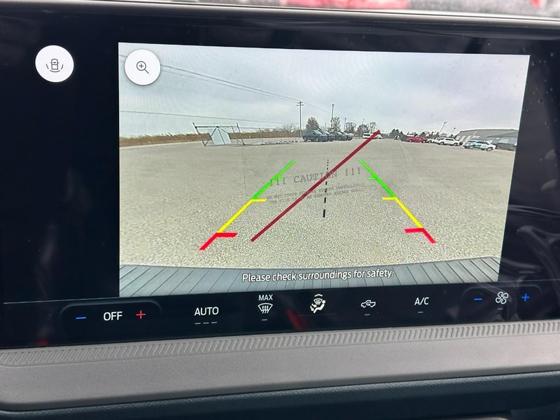 Ford Maverick Vehicle Full-screen Gallery Image 11